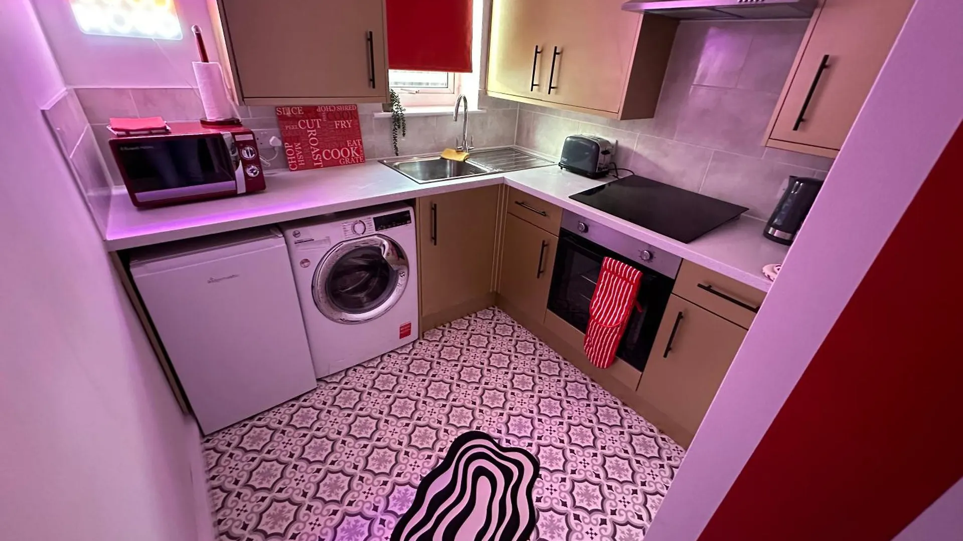 Apartment Circus Suite Blackpool