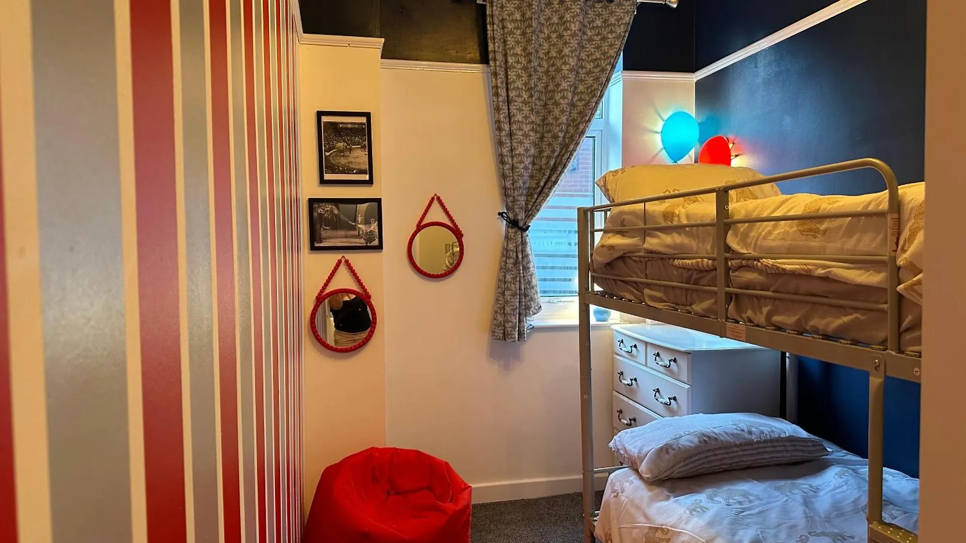 Circus Suite Blackpool Apartment